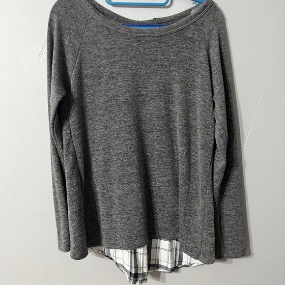 Jella C Pullover Tunic Top Wm M Gray Button And Plaid Detail - Picture 1 of 4